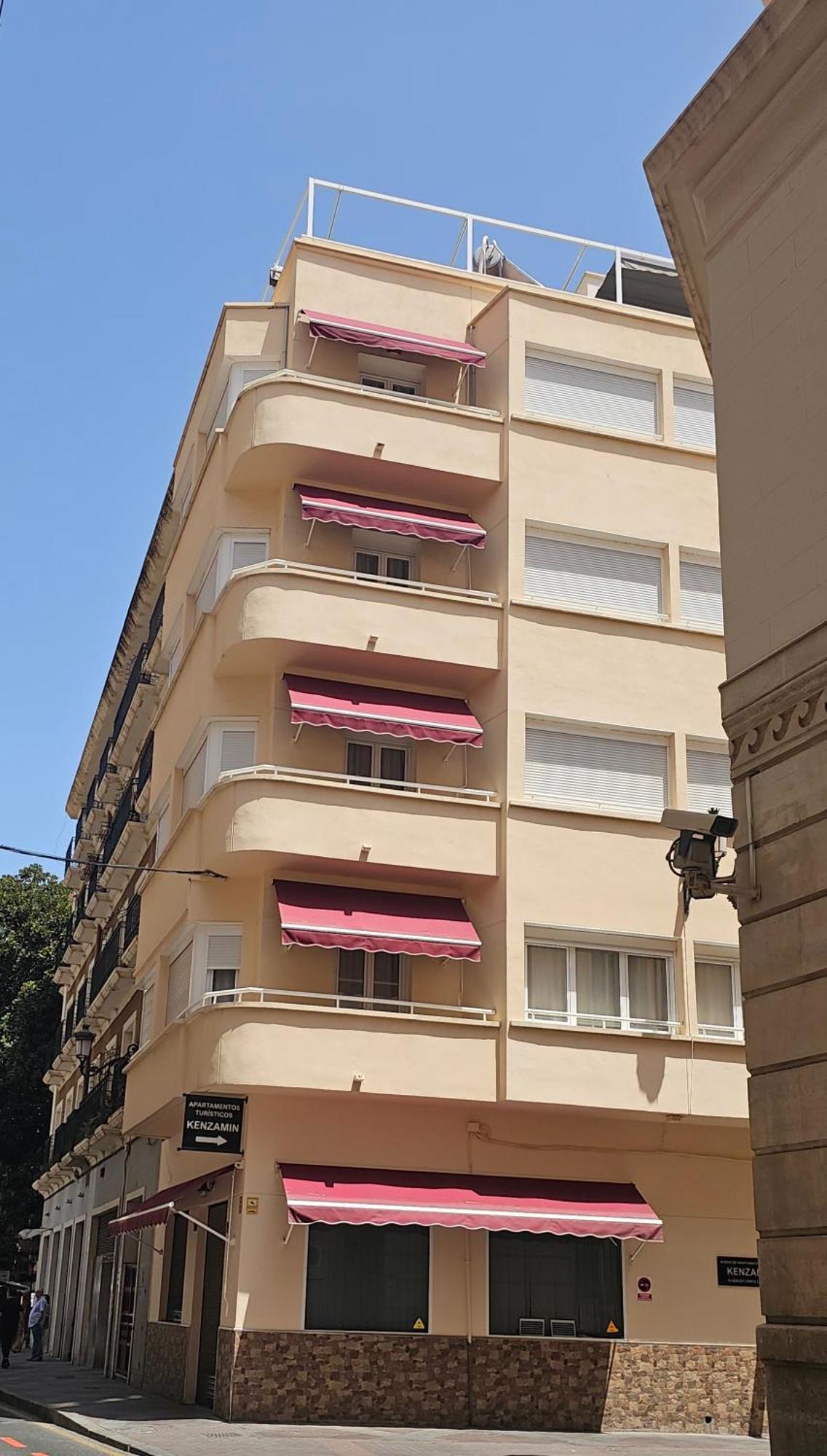 Apartamentos Turisticos Kenzamin アリカンテ エクステリア 写真