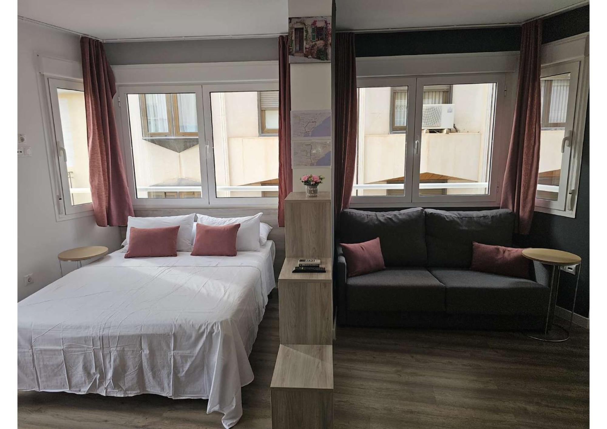 Apartamentos Turisticos Kenzamin アリカンテ エクステリア 写真